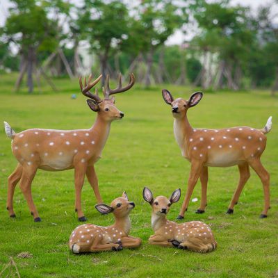 公園玻璃鋼仿真動(dòng)物梅花鹿雕塑