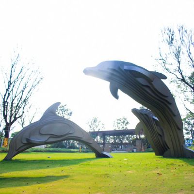 公園不銹鋼拼圖抽象鯨魚(yú)海豚草地景觀雕塑擺件