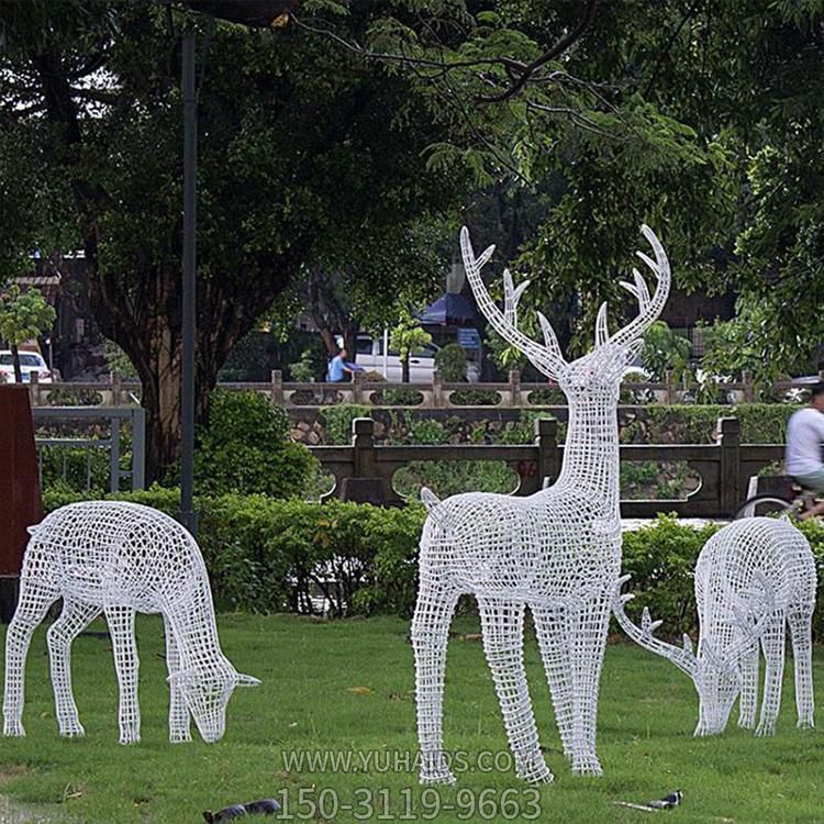 現(xiàn)代城市公園草坪裝飾鐵藝鏤空動(dòng)物雕塑