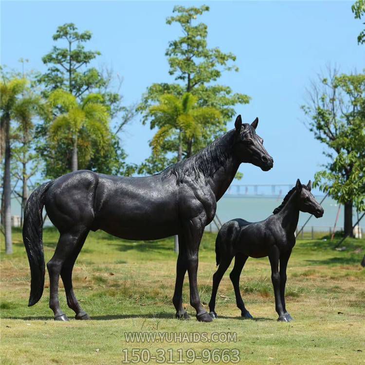 戶(hù)外公園草地園林玻璃鋼動(dòng)物馬雕塑擺件