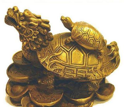 景區(qū)擺放的金色母子玻璃鋼創(chuàng)意龍龜?shù)袼? /></figure>
                    <p>景區(qū)擺放的金色母子玻璃鋼創(chuàng)意龍龜?shù)袼?/p>
                </a></li>
                    </ul>
                    <ul class=